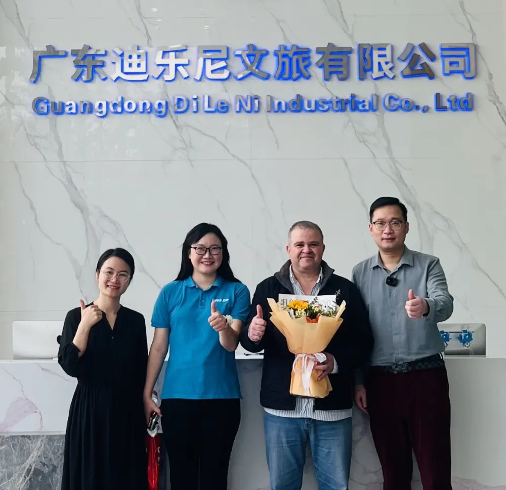 Customer (1)